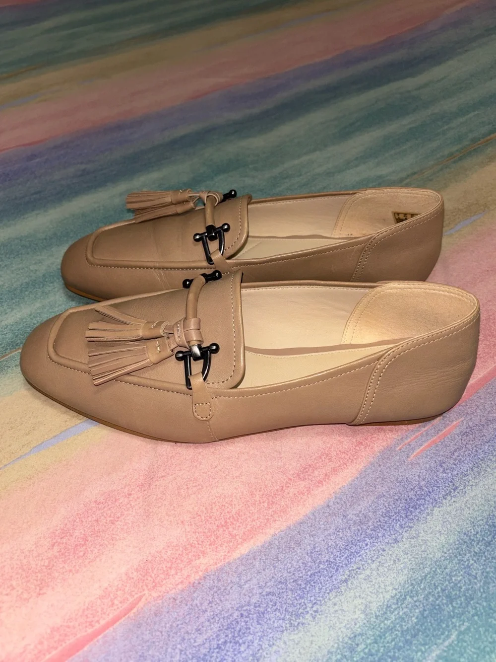Clarks Pure 2 women 9.5 Praline vegan leather loafers with horsebit front tassel